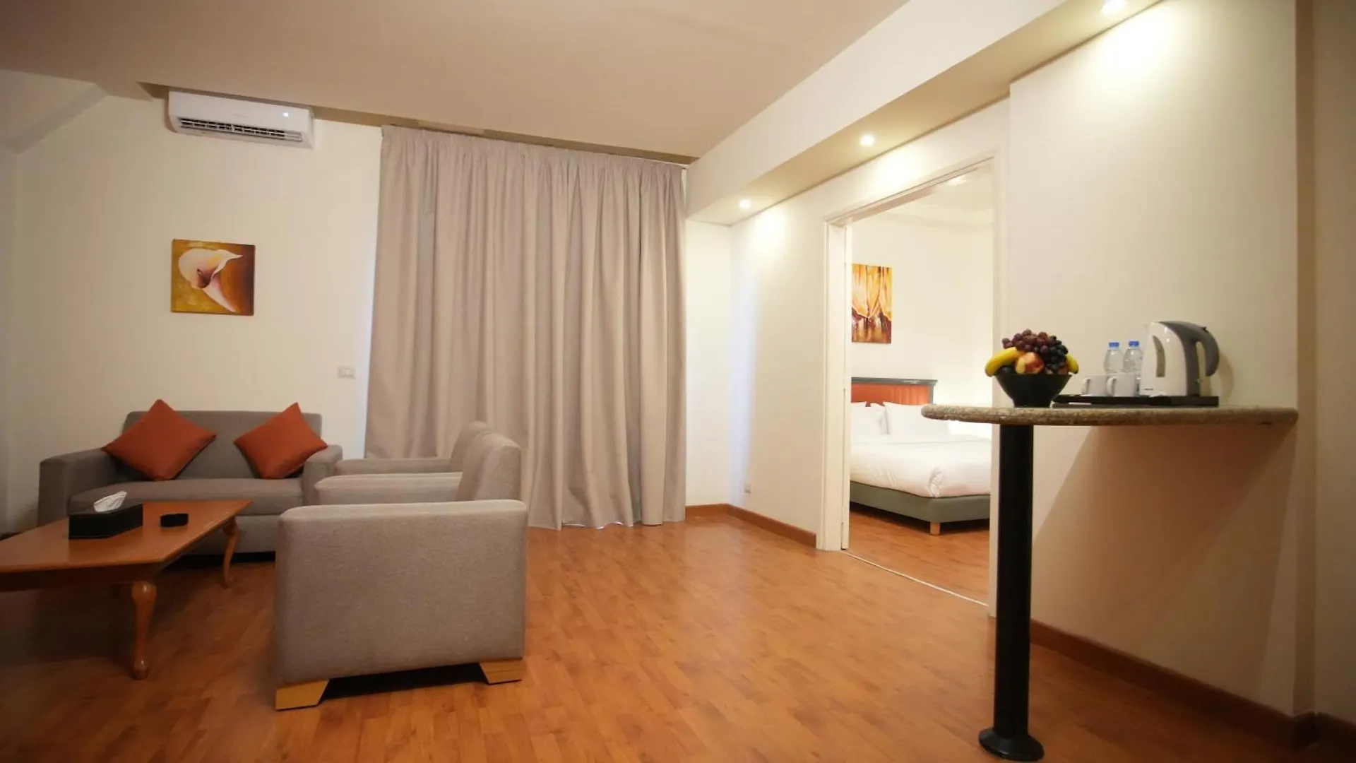 Manara Riva Suites Βηρυτός 4*,