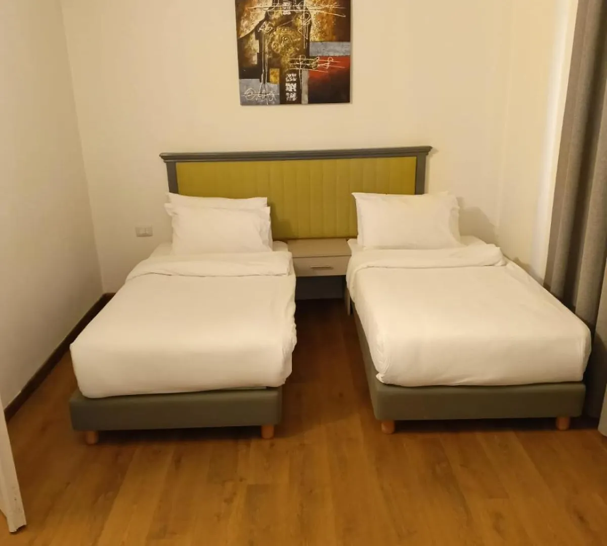 Manara Riva Suites Βηρυτός 4*,  Λίβανος