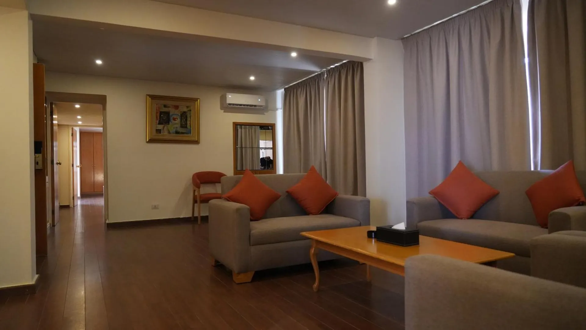 Manara Riva Suites Βηρυτός 4*,  Λίβανος