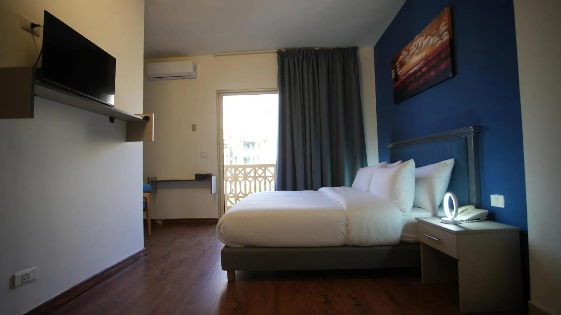 Manara Riva Suites Beirut Hotel